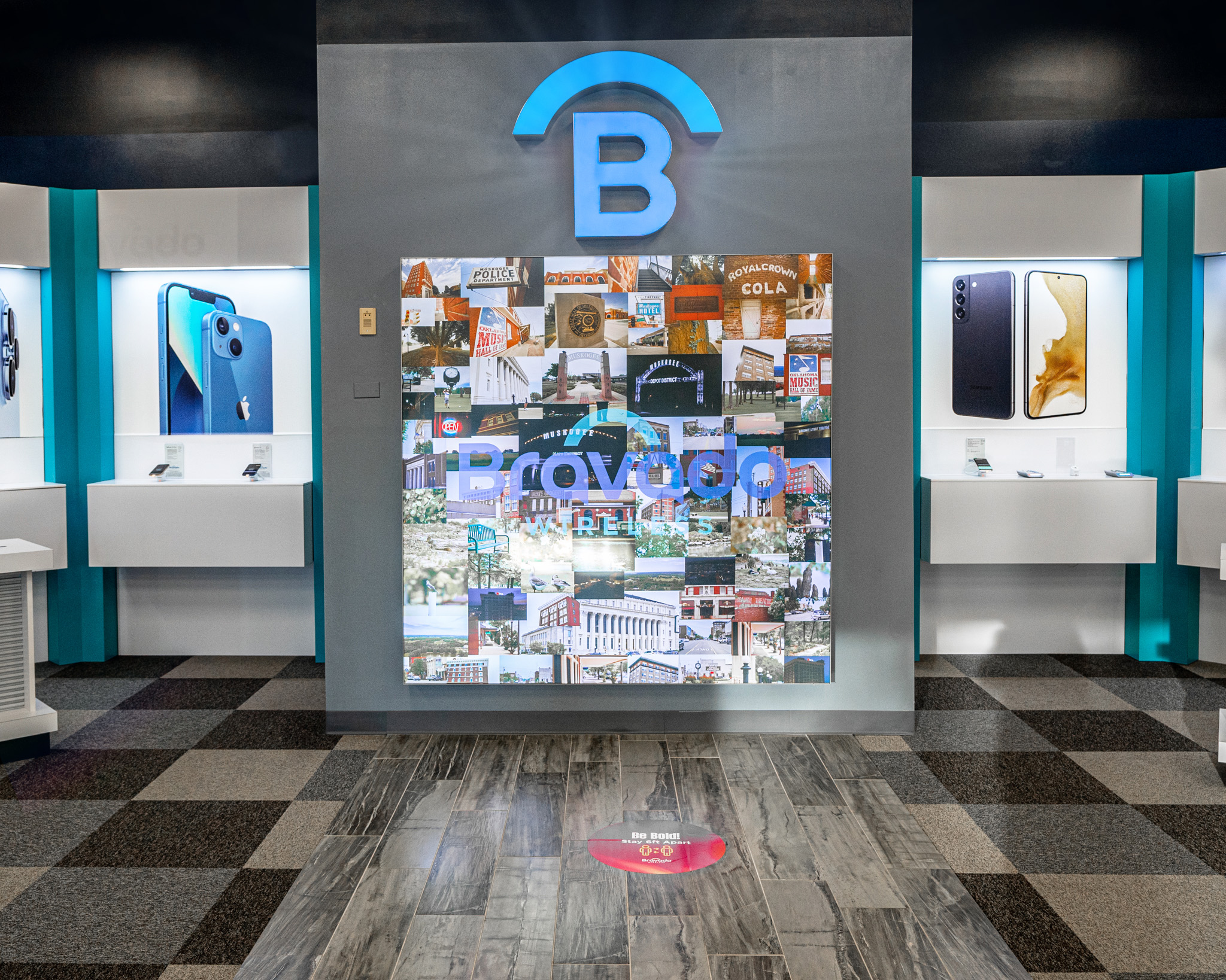 Muskogee Bravado Wireless store interior