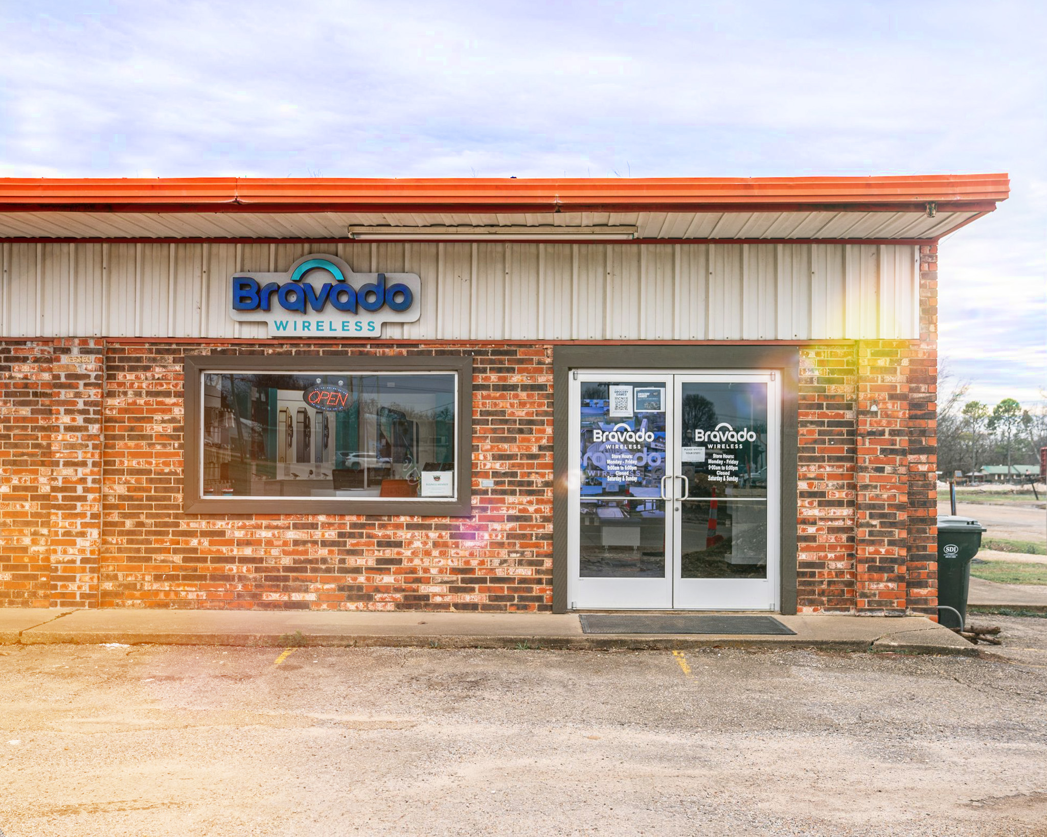 Valliant Bravado Wireless storefront